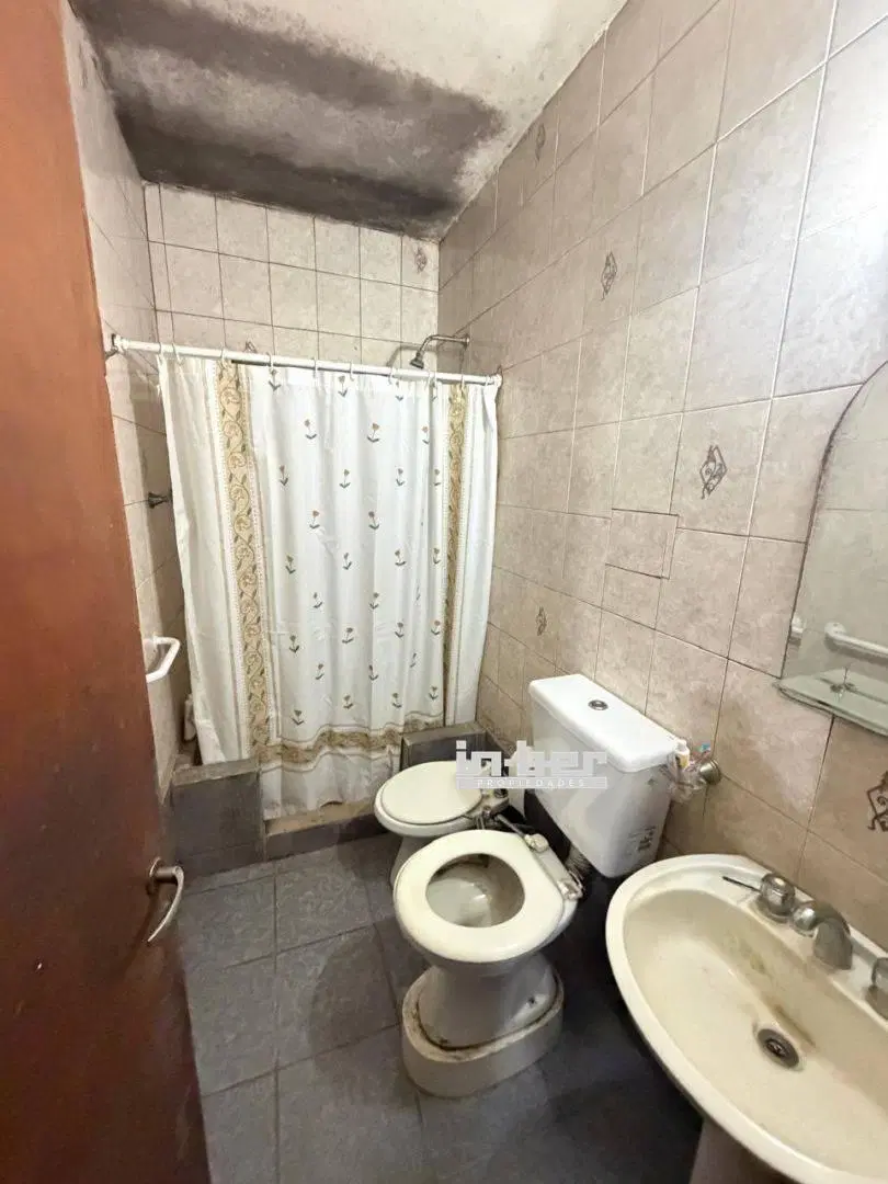 Casa 1 dormitorio. | Av dr.Luis agote 252 8