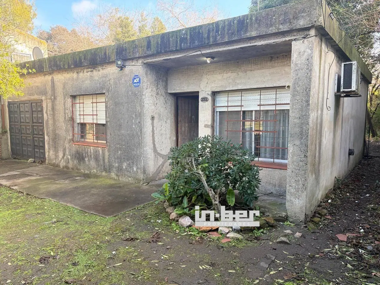 Casa 1 dormitorio. | Av dr.Luis agote 252 3