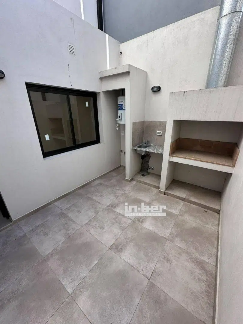 Departamento 2 dormitorios. | Calle 133 2938 5