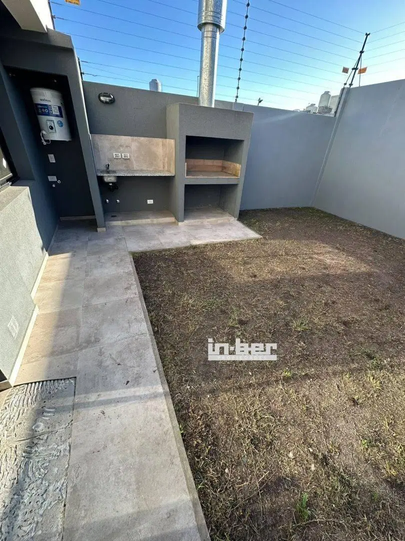 Departamento 2 dormitorios. | Calle 133 2942 8