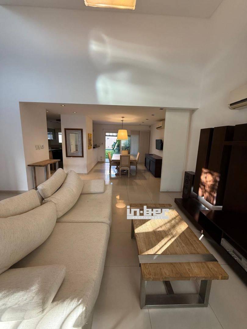 Foto de Casa 6 ambientes 3 dormitorios. | Calle ohiggins 1560, imagen 1