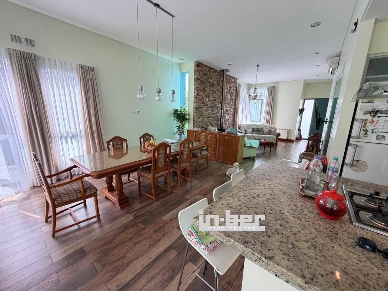 Foto de casa minimalista, imagen 1