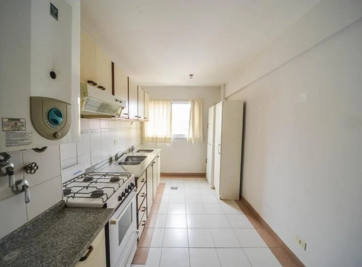 ALQUILO DEPARTAMENTO DE 2 DORMITORIOS EN BALCARCE AL 500 1