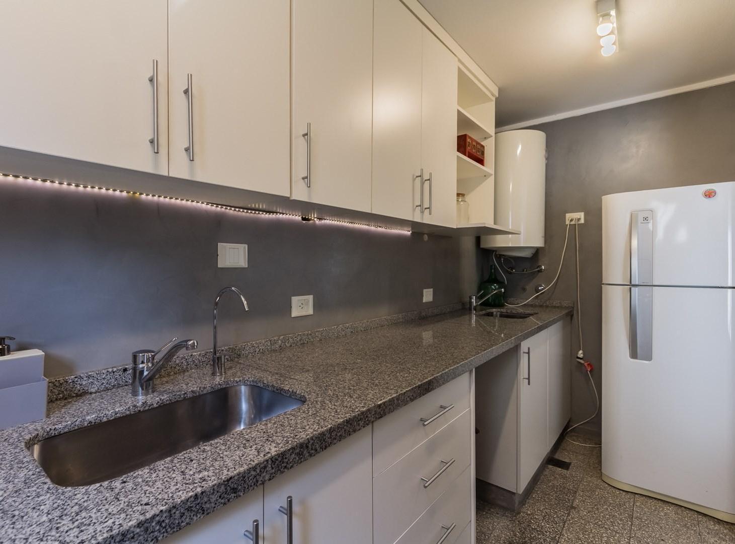 Foto de Recoleta | Semipiso 2 Amb Amoblado | Suite + Balcón | Disponible Octubre, imagen 3
