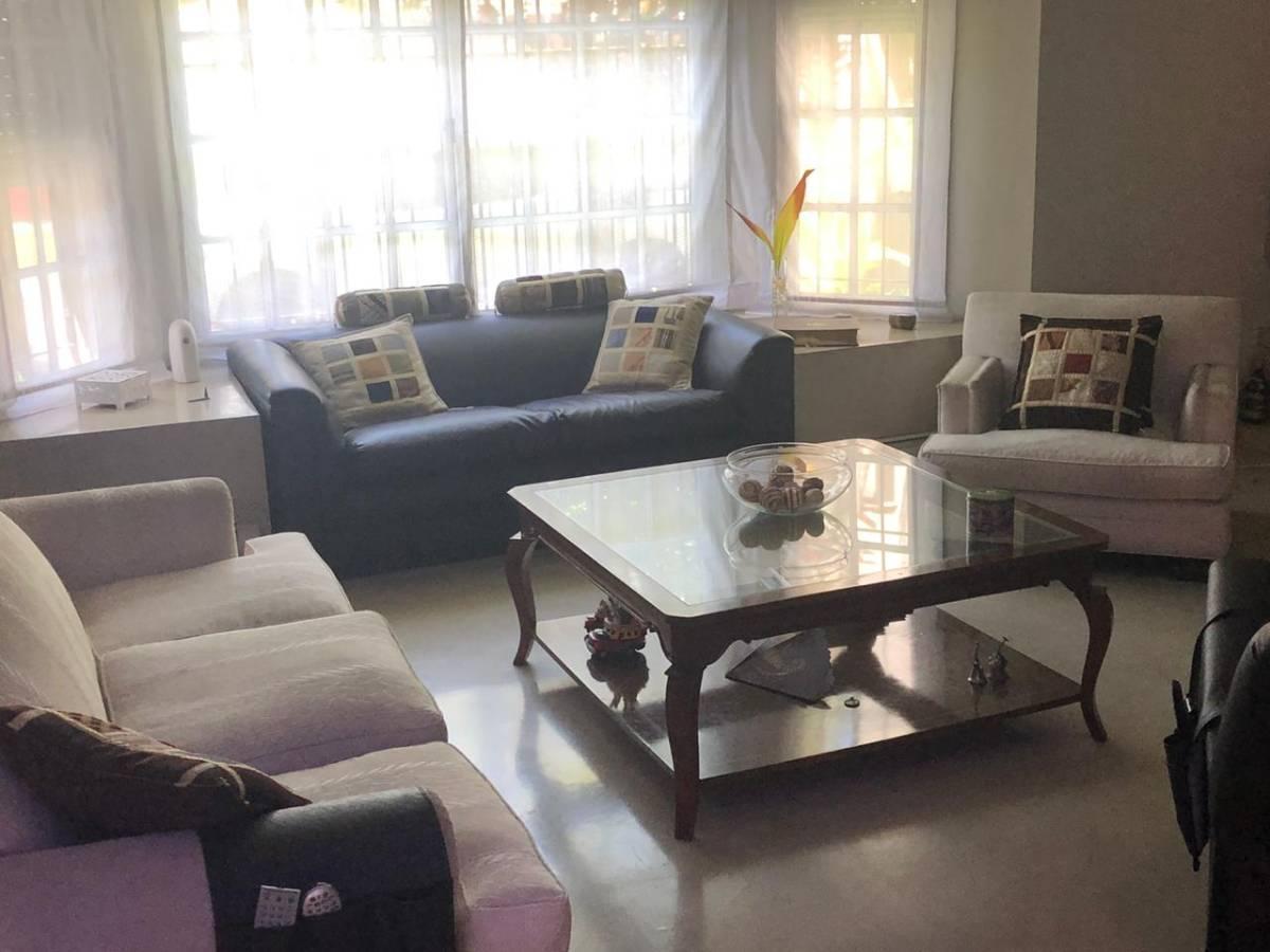 Venta Casa Chalet 6 Ambientes 5 Dorm. Jardin Piscina Barrio Parque Vicente Lopez Villa Martell 1