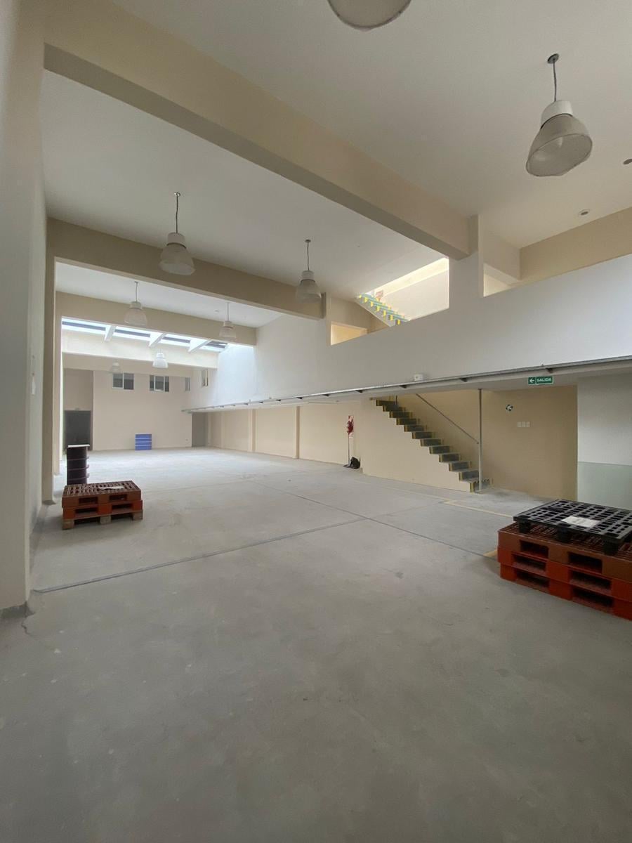 Galpon Deposito con Oficinas 729M2 cubiertos - Vicente Lopez - Villa Martelli