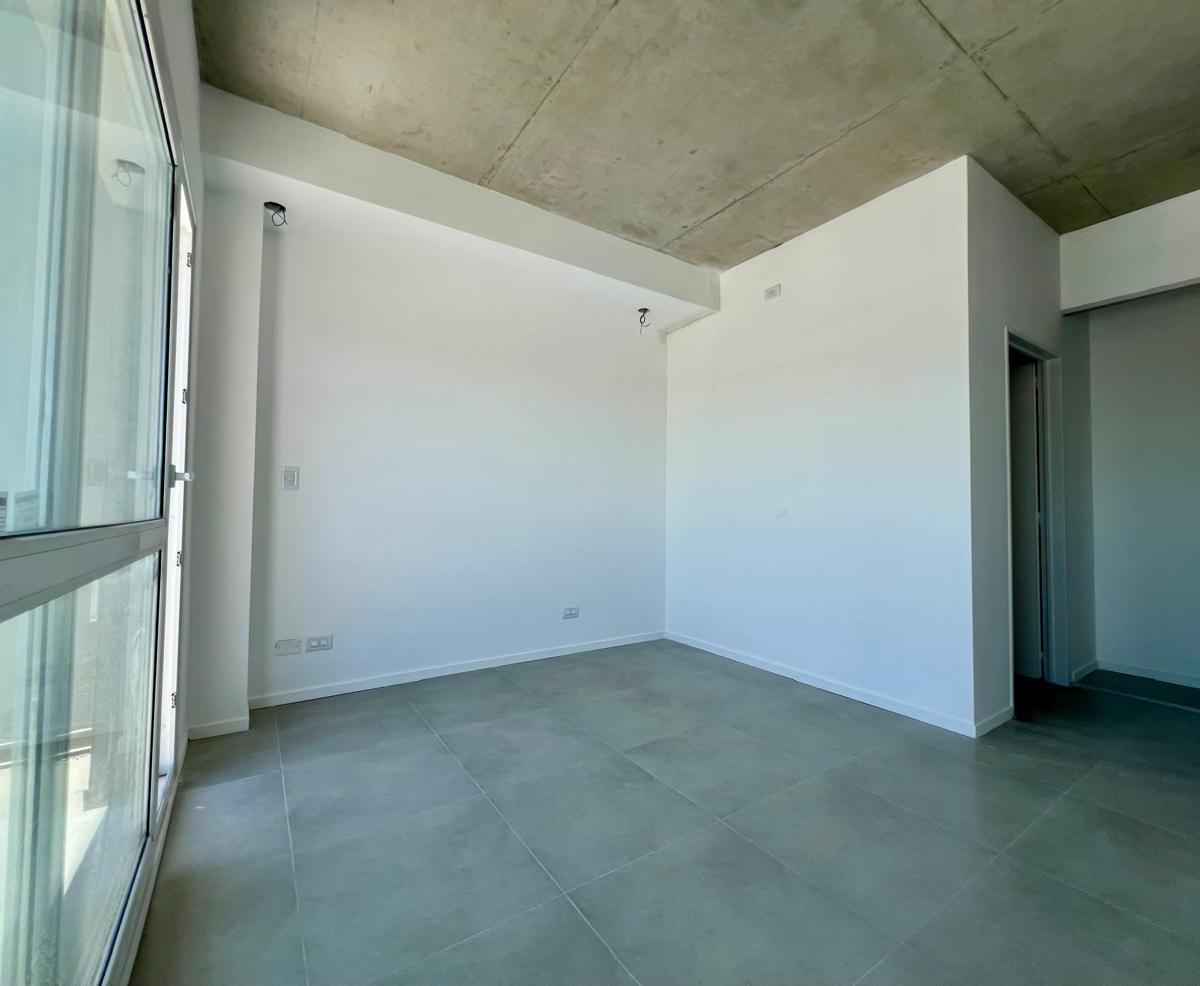 Foto de VENTA Departamento 2 ambientes 1 dormitorio cochera y baulera en CAMPUS, imagen 2