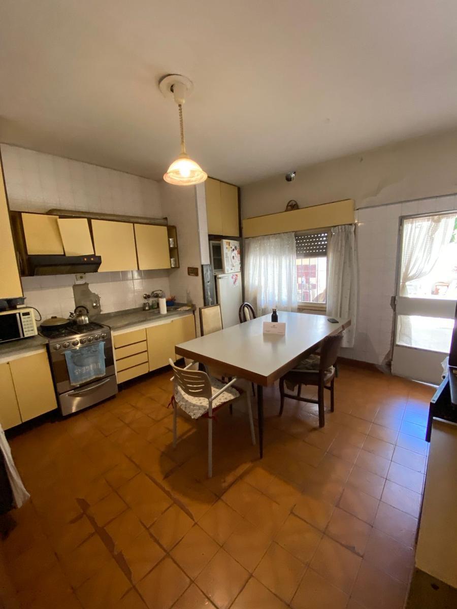 Venta Block 2 Casas 3 y 4 Ambientes Deposito / Galpon Jardin - Lote 425 m² - Vicente Lopez - Olivos 2