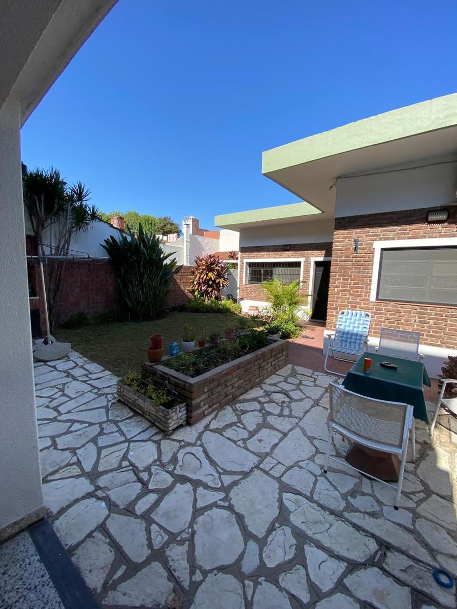 Venta Casa Multifamiliar 4 Ambientes + 3 Ambientes 5 Dorm. 3 Baños Jardin Vicente Lopez Florid 2