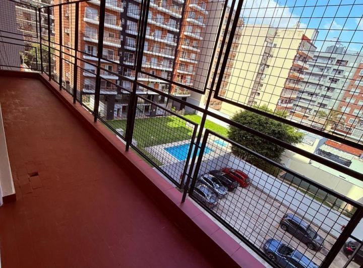 Departamento 3 ambientes con balcon 1