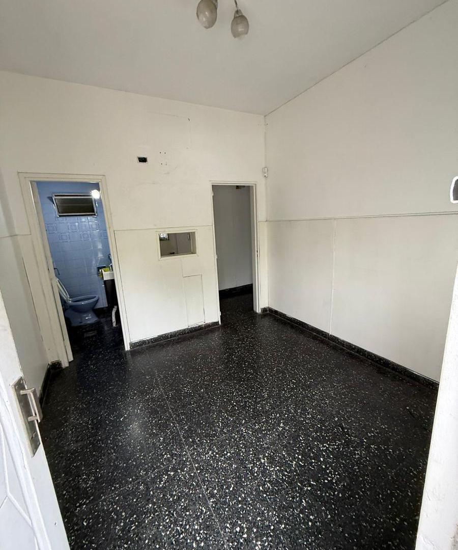 Foto de ALQUILER CONSULTORIO OFICINA USO PROFESIONAL, imagen 3