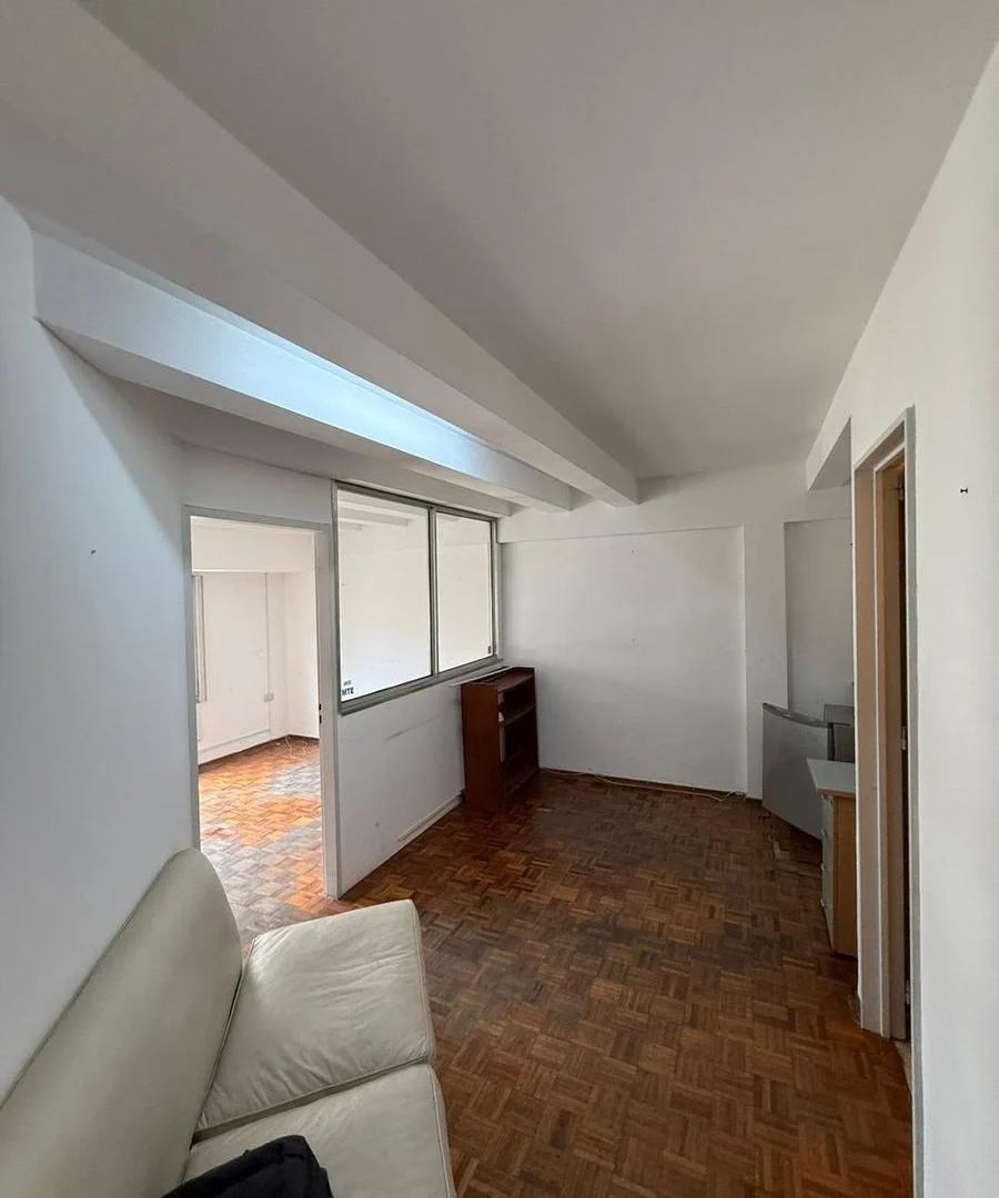 Foto de alquiler Oficina CON 2 CONSULTORIOS a metros avenida maipu y prox caba, imagen 3