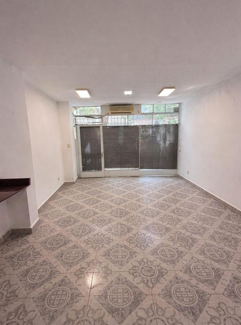 Foto de venta Local con monoambiente 2 baños 2 ingresos! oportunidad Saavedra, imagen 2