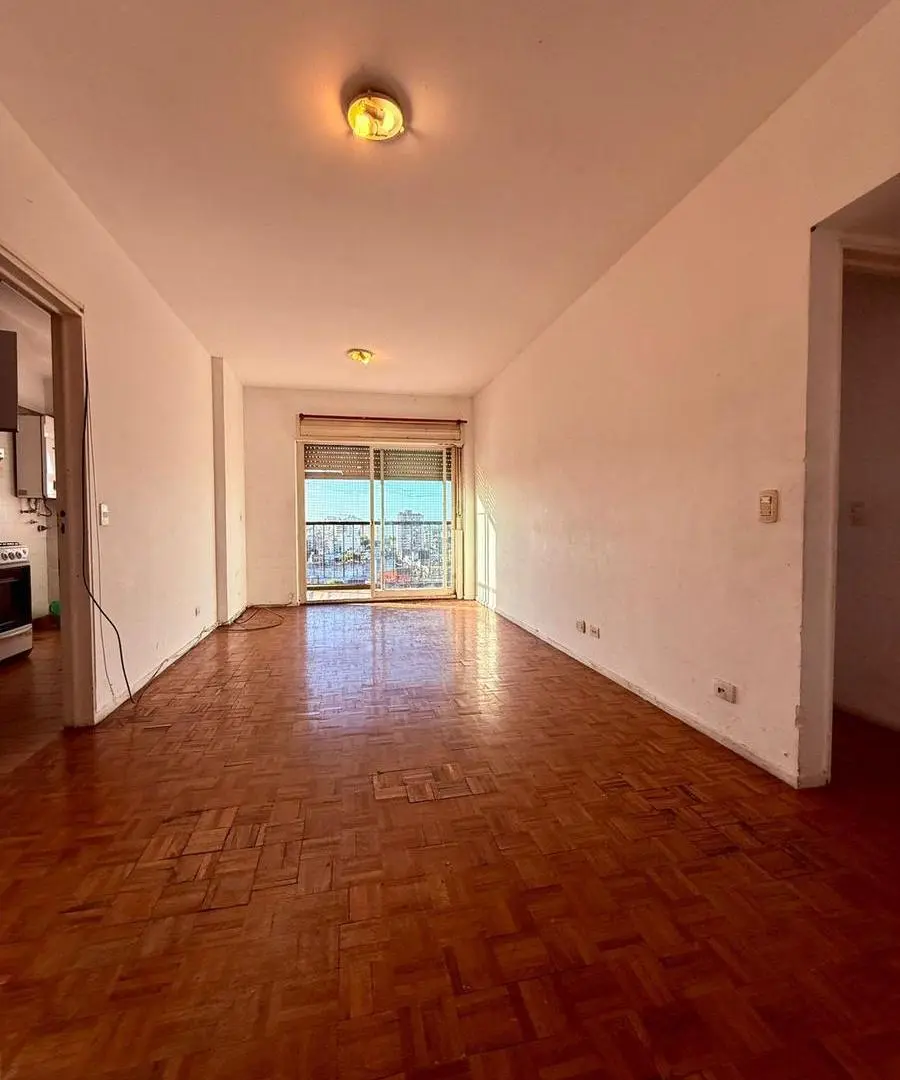 OPORTUNIDAD 3 AMBIENTES CON BALCON ATERRAZADO - AVENIDA CABILDO Y GENERAL PAZ 2