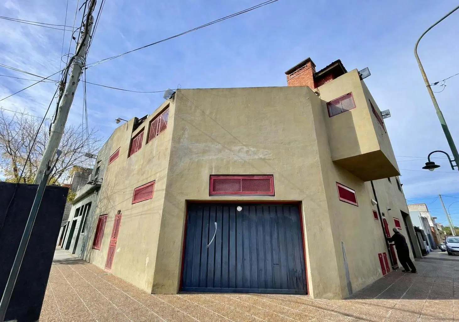 BLOCK 350m2 CON GALPON + VIVIENDA + OFICINA + QUINCHO 1