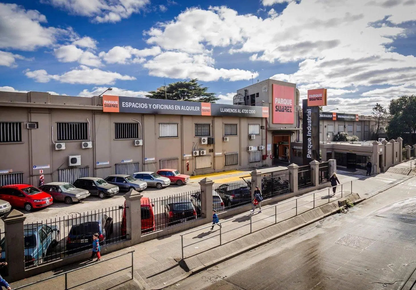 deposito galpon 355m2 en parque industrial suarez con operatividad 24hs 2