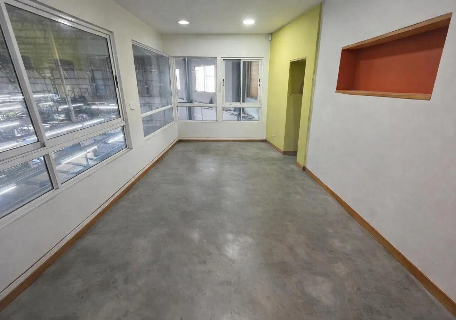 VILLA MARTELLI - GALPÓN INDUSTRIAL - 1.200m2 - EXCELENTE UBICACIÒN Y ESTADO 2
