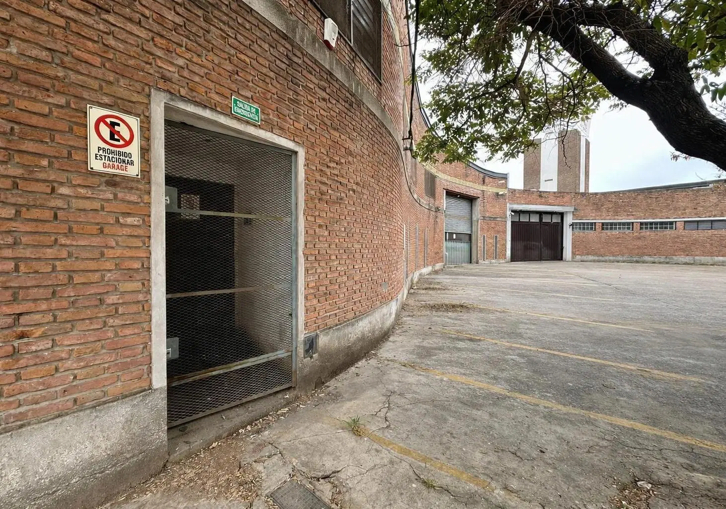 VILLA MARTELLI - GALPÓN INDUSTRIAL - 1.200m2 - EXCELENTE UBICACIÒN Y ESTADO 3