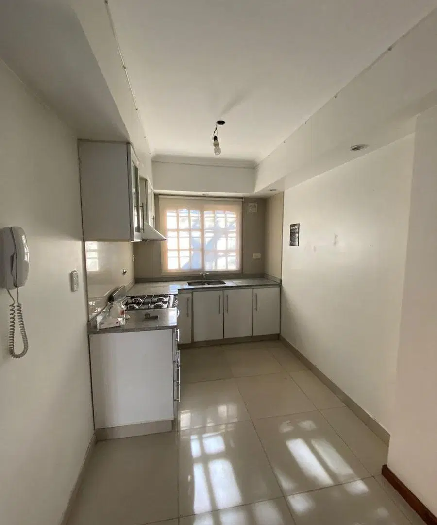 Alquiler Casa triplex 4 ambientes en Olivos 2