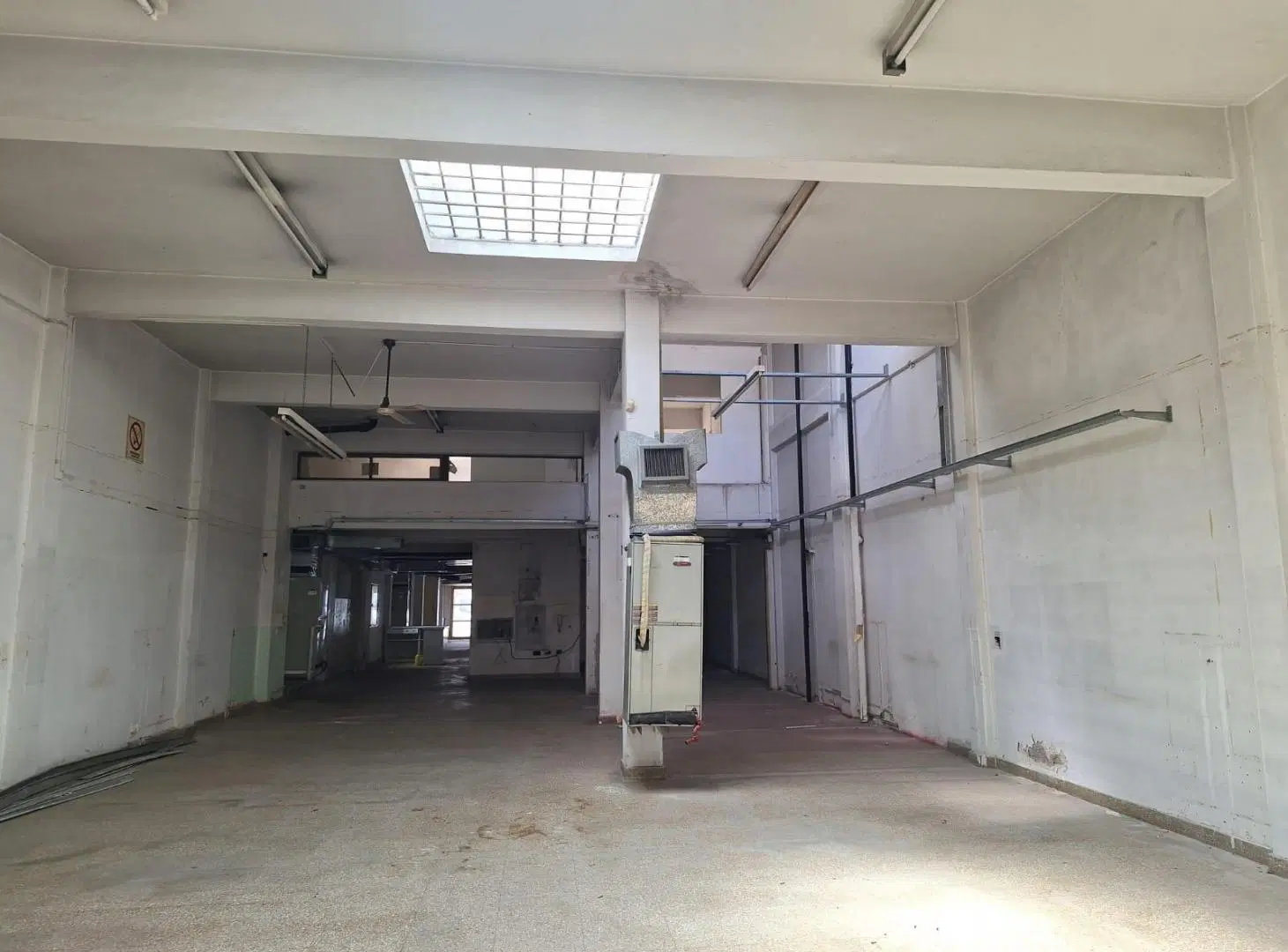 Venta Local Comercial sobre ruta 8 -  Balbin 2100 - Lote doble frente - 1200m2 5
