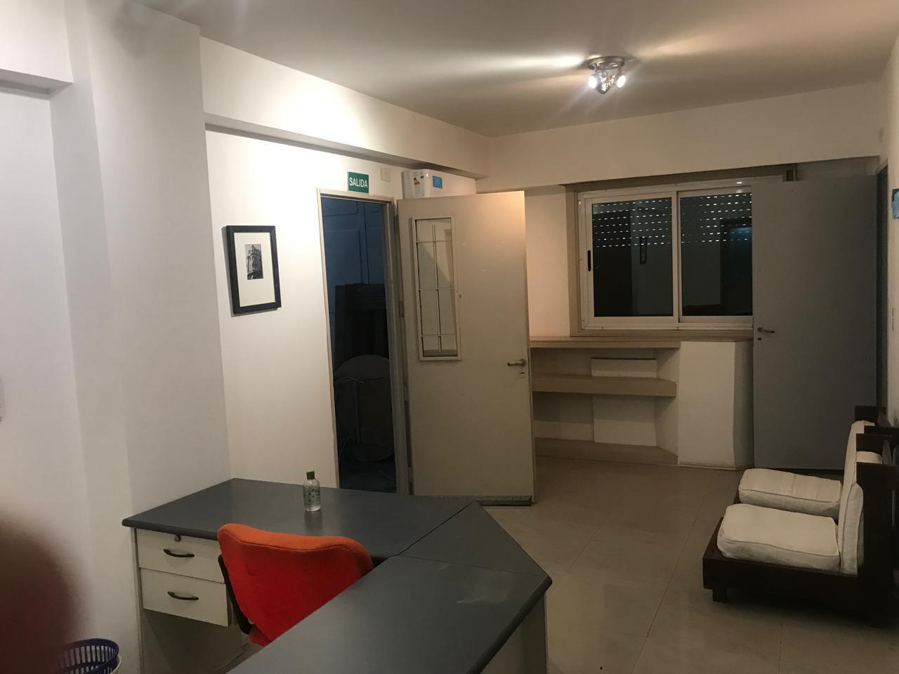 Foto de deposito con oficinas 440m2 a metros de CABA - Villa Martelli, imagen 1