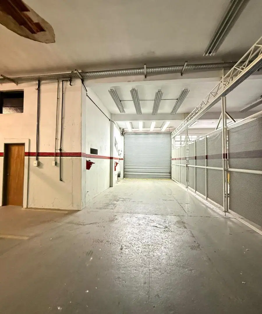 deposito con Oficina - 620m2 doble frente 3