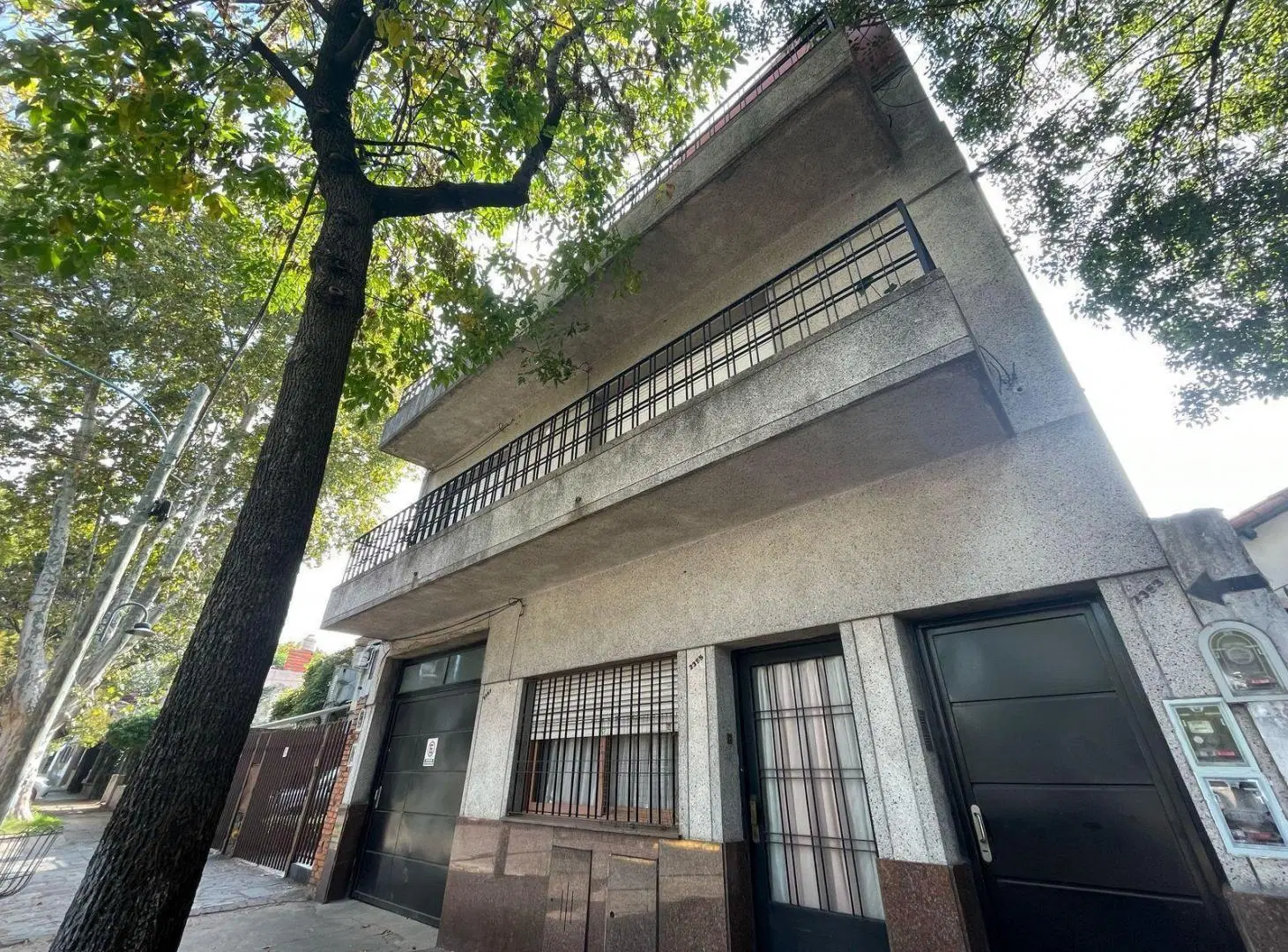 P.H 5 AMBIENTES CON GARAJE JARDÍN, PILETA Y PARRILLA - MUNRO 5