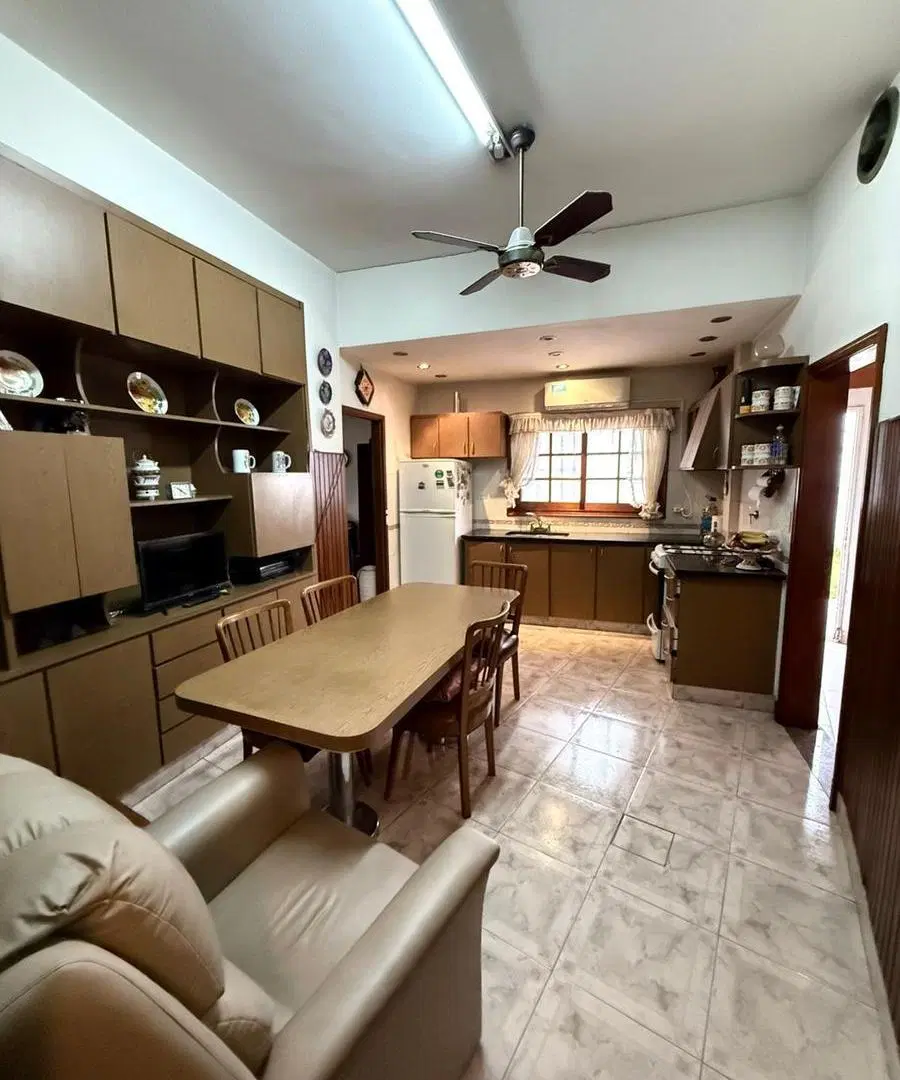 ph casa 3 ambientes jardin garage 2 baños 2 dormitorios 5