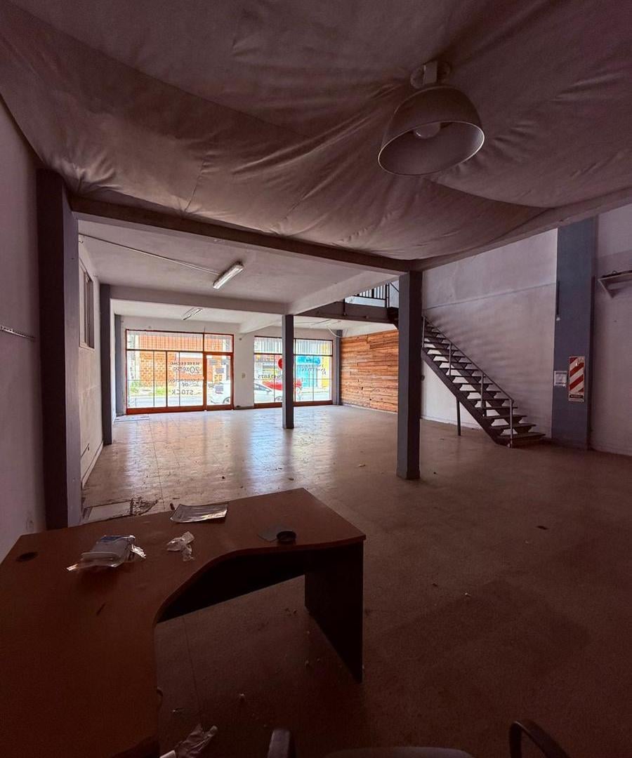 Foto de alquiler Local deposito 1143m2 boulogne san isidro, imagen 2