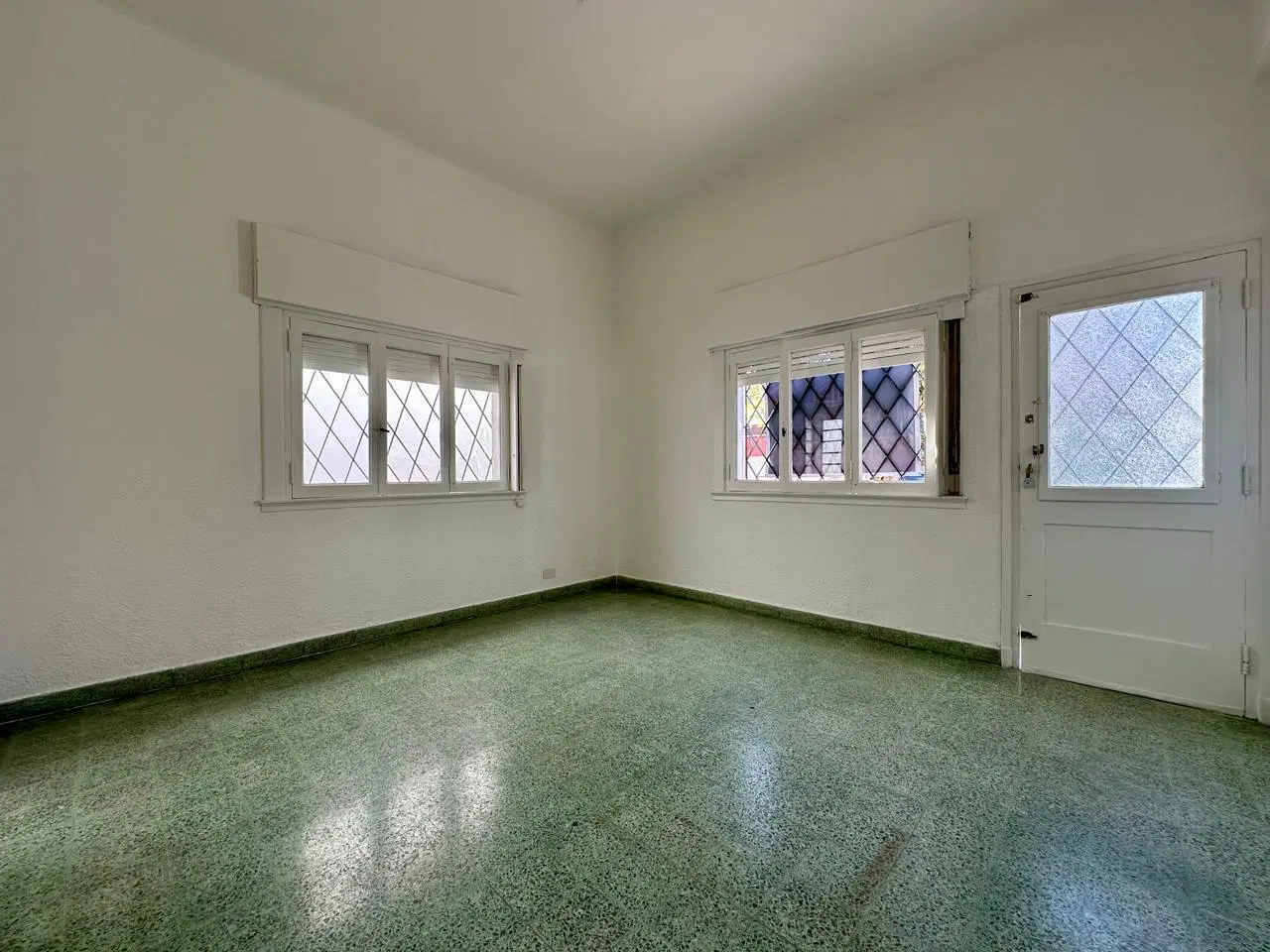 oportunidad Casa 3 ambientes jardin lote propio 3