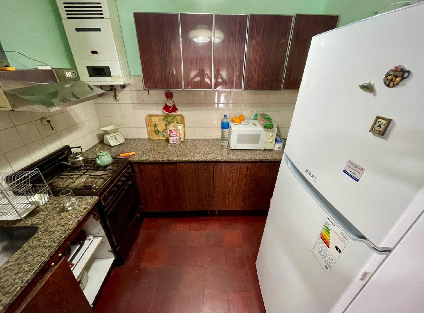 Foto de venta Casa lote propio Multifamiliar 5 ambientes, imagen 2