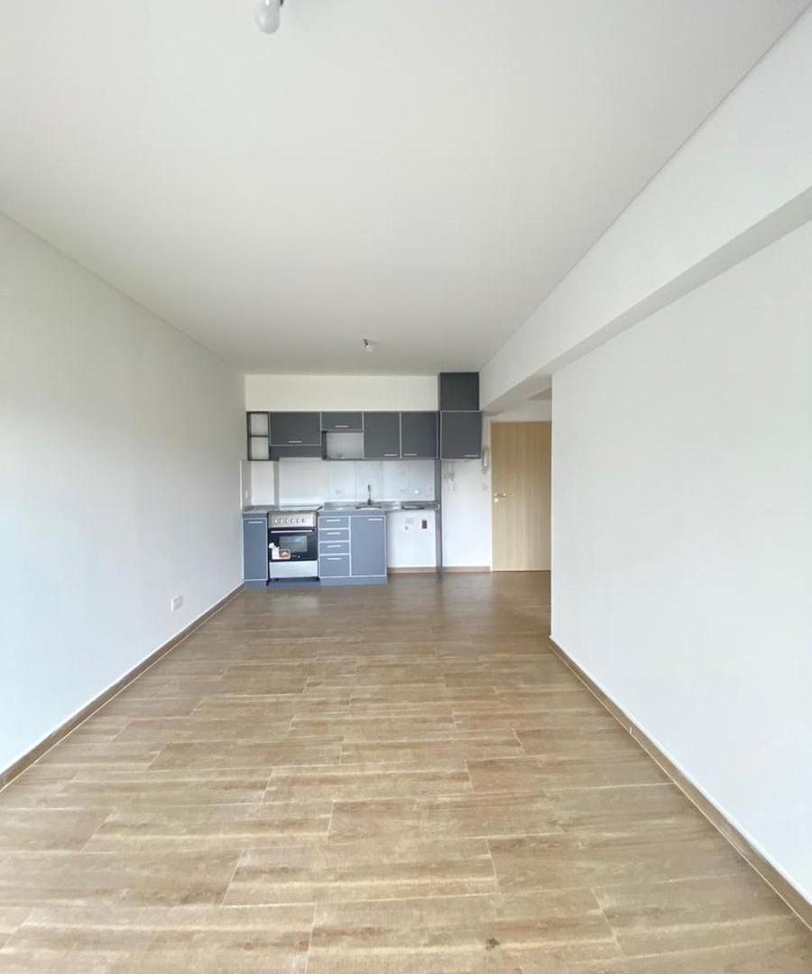Foto de En ALQUILER Departamento 2 ambientes con cochera, imagen 4