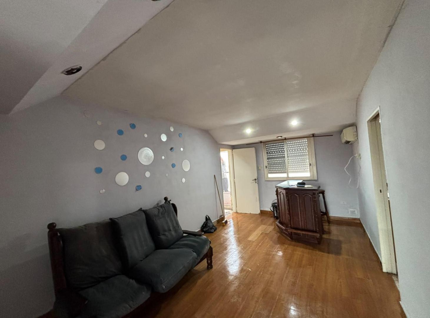 Foto de PH 3 ambientes con balcon y terraza sin expensas - villa martelli, imagen 2