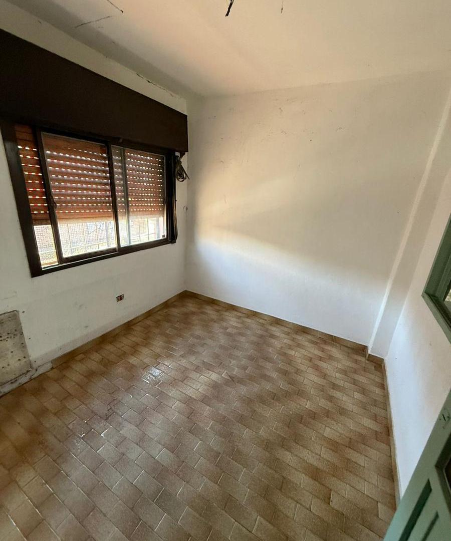 Foto de DEPOSITO CON OFICINA 215m2 VILLA MARTELLI FLORIDA VICENTE LOPEZ, imagen 4