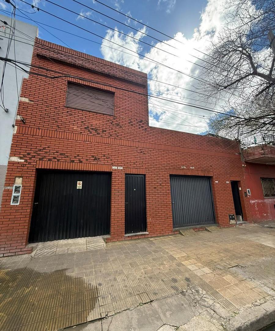 Foto de venta casa en PH con 4 ambientes 3 dormitorios garage patio terraza, imagen 3