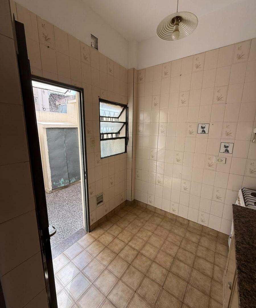 Foto de venta casa en PH con 4 ambientes 3 dormitorios garage patio terraza, imagen 4