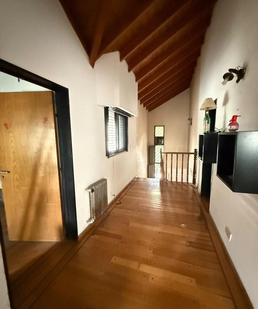 Foto de chalet 4 ambientes con quincho jardin garage, imagen 5