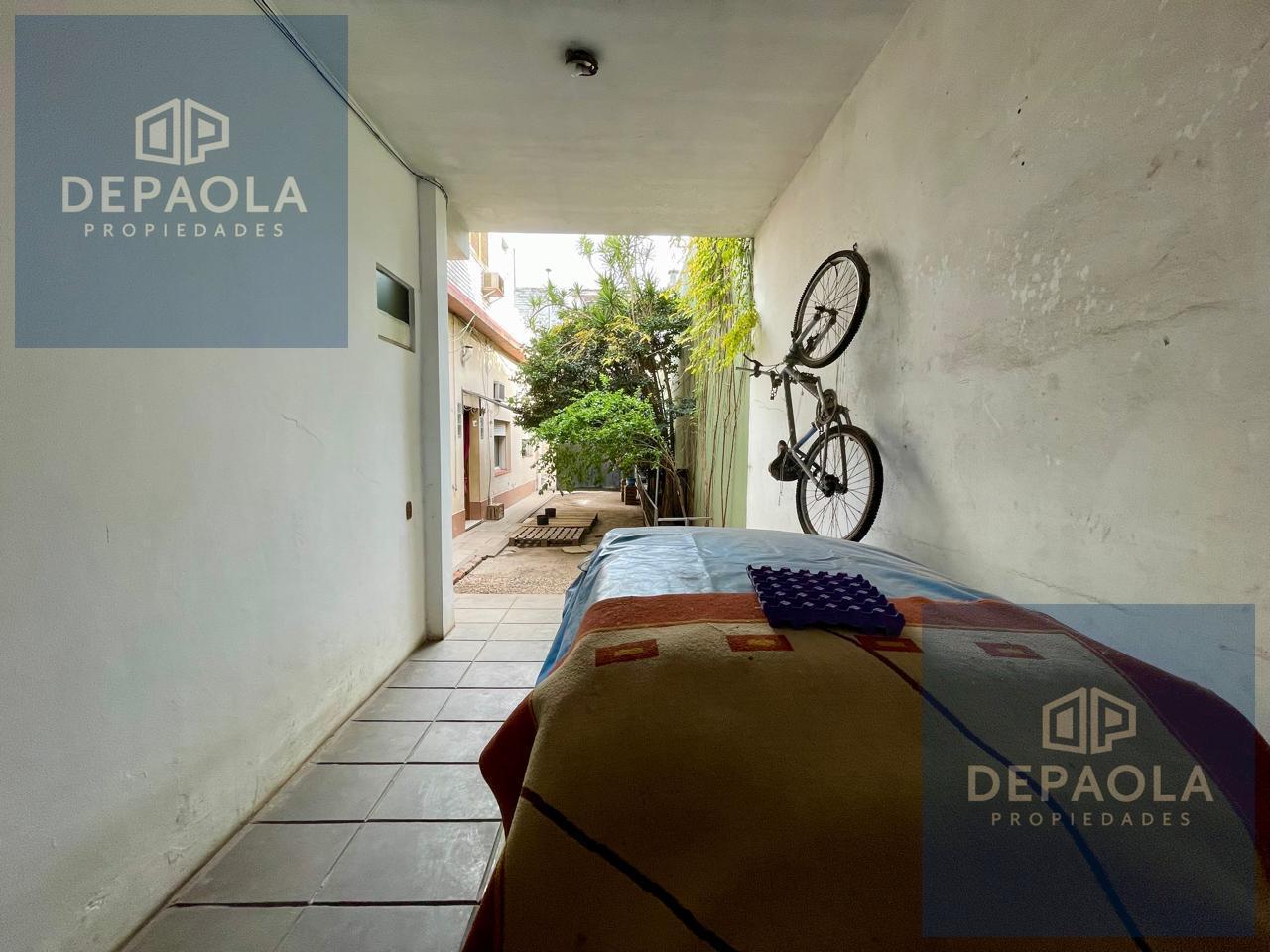Foto de CASA CON GALPON DEPOSITO - 236,28m2 - EXCELENTE UBICACIÓN - PROX CABA Y, imagen 3