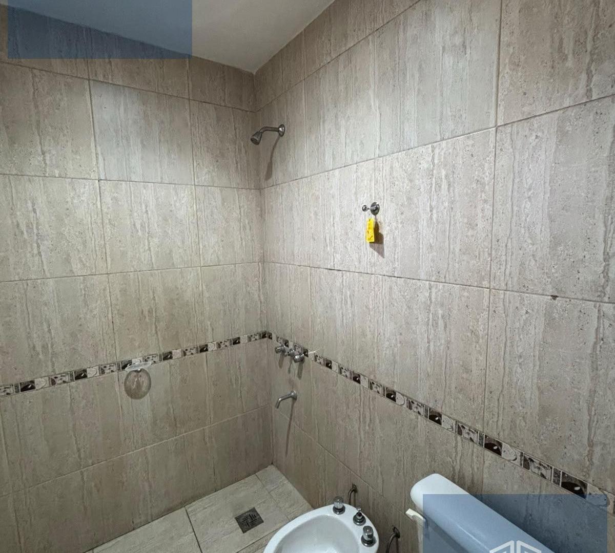 Foto de alquiler PH 2 ambientes en PLANTA ALTA, imagen 5
