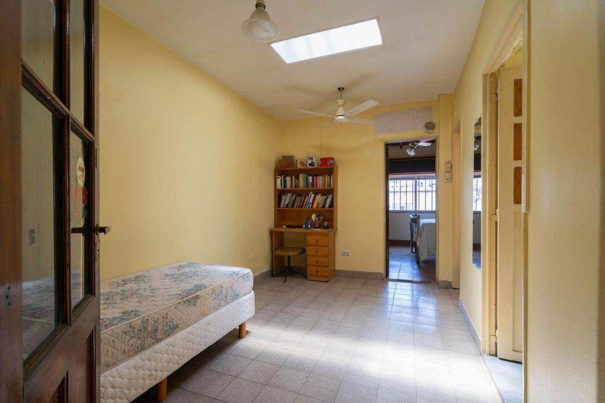 Venta Gran Casa 6amb en Paternal + Patio + Balcón! 5