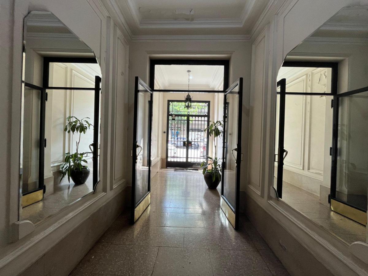 Venta Caballito Departamento 4 Ambientes Frente 5
