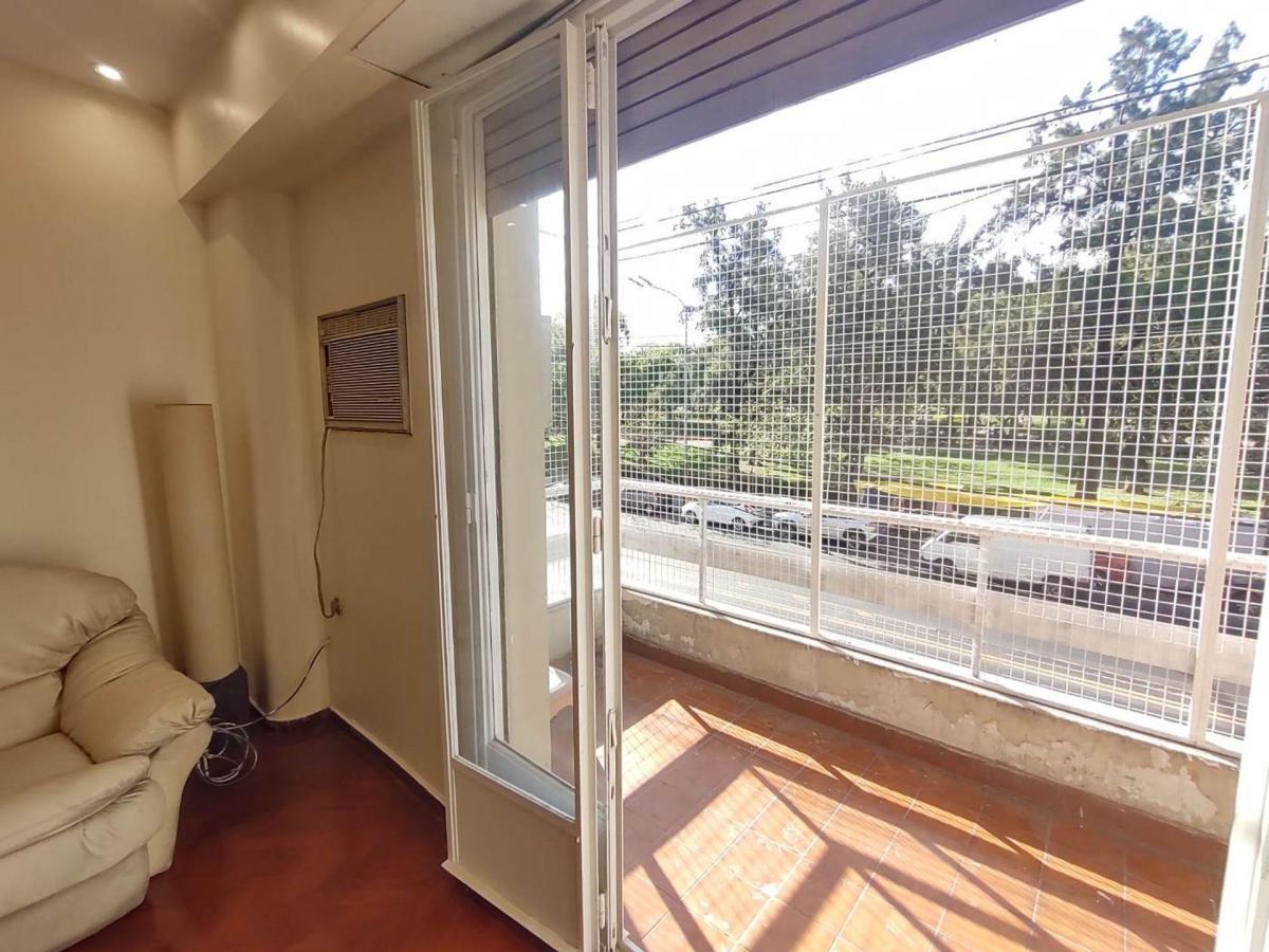 Venta Departamento 3 Ambientes Frente Al Parque 2