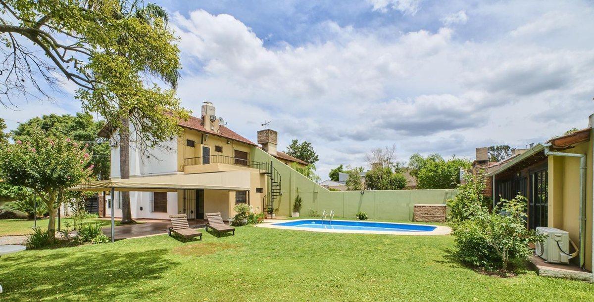 Casa Lote Propio + Terreno Barrio Ingles Hurlingham 1