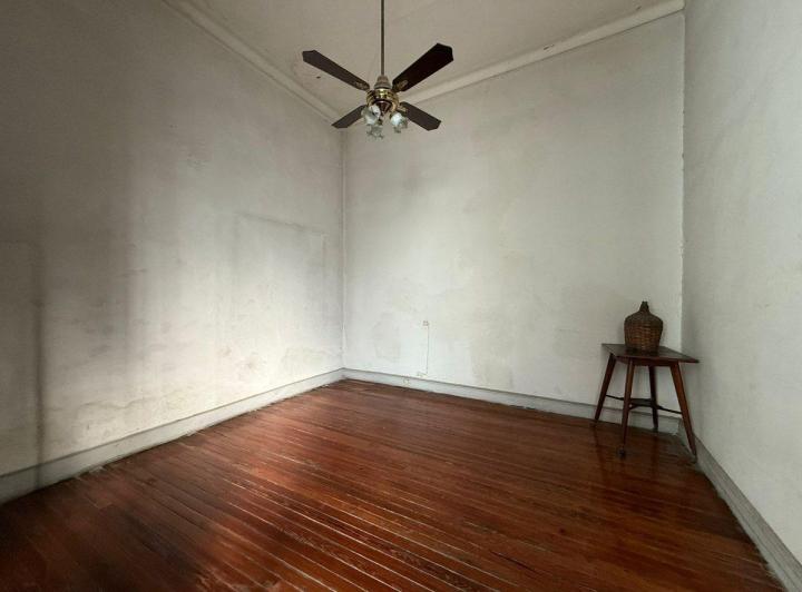 Departamento 4 ambientes a reciclar 5