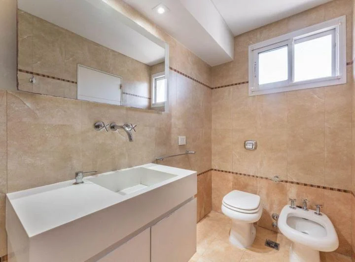 VENTA DEPARTAMENTO 4 AMB CON COCHERA CABALLITO 5