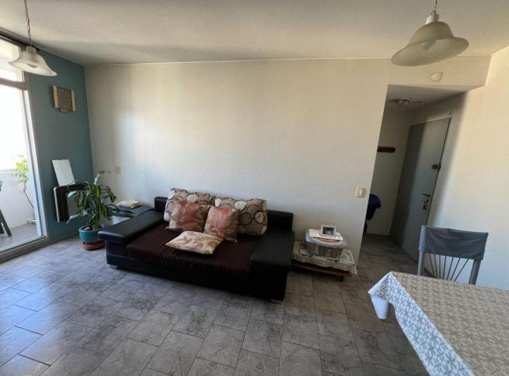 Departamento 2 ambientes con balcón - Avellaneda 2