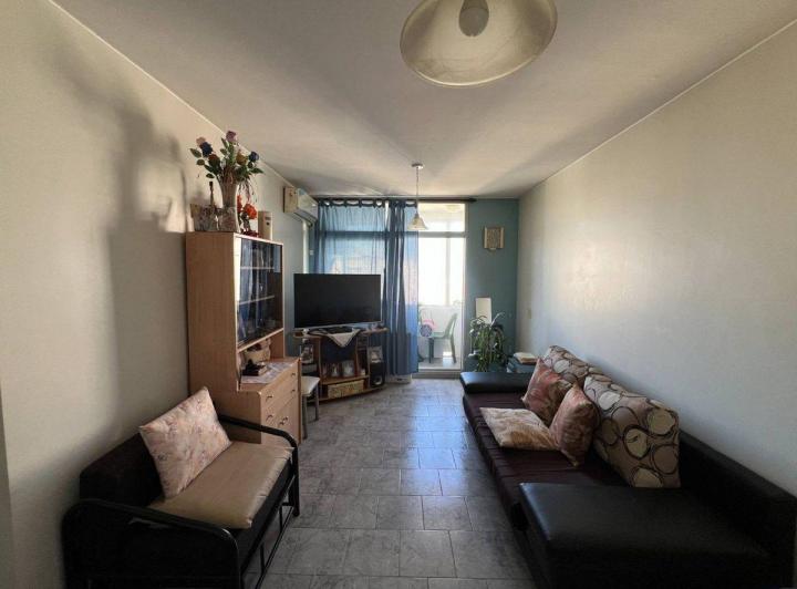 Departamento 2 ambientes con balcón - Avellaneda 5