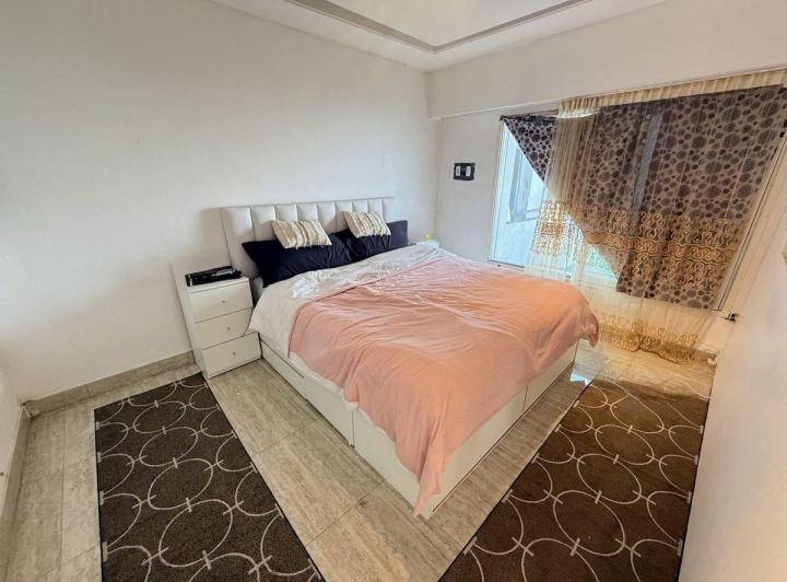 Casa de 4 dormitorios con pileta en Villa Devoto 5