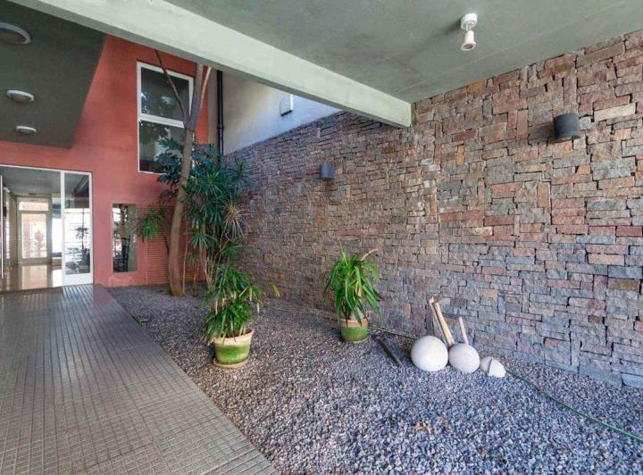 Depto 3 amb cochera patio parril  villa del parque 3