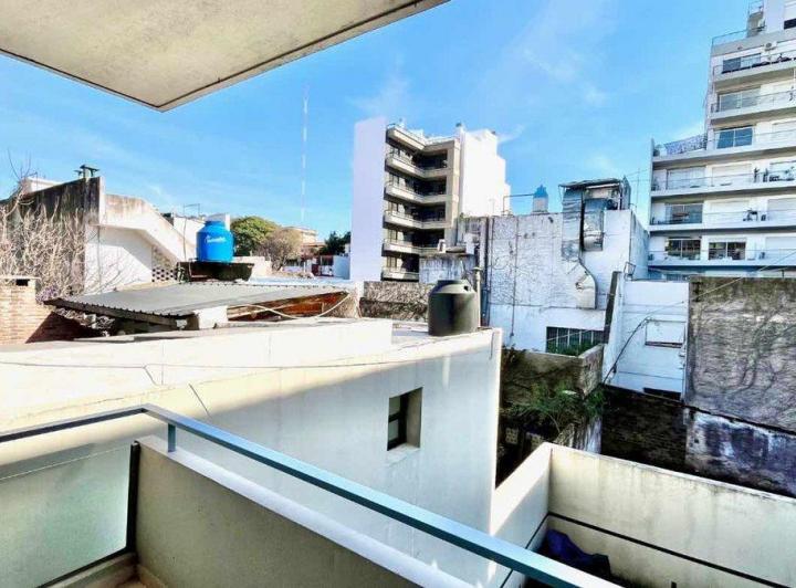 Departamento 1 Amb Balcón Baulera SUM Devoto Plaza 3